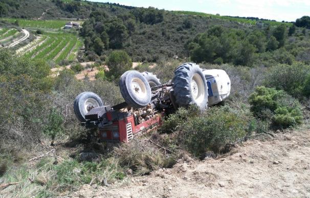 Muere un vecino de Mequinenza al volcar el tractor en el que circulaba