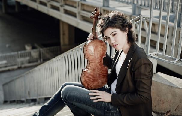 La violista navarra Isabel Villanueva actúa este sábado en el Teatro Gayarre de Pamplona