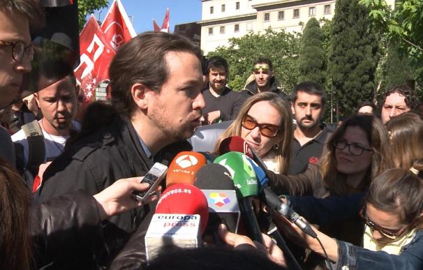 Podemos escribirá hoy al PSOE para pedir una reunión sobre la moción de censura a Rajoy