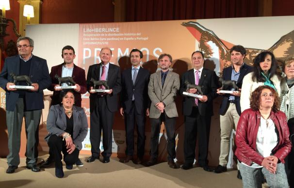 José Fiscal entrega los premios a la Conservación del Lince Ibérico 2015, que otorga el proyecto Life+Iberlince