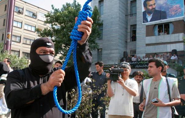 Se suspende una ejecución en Irán tras estar el reo 3 minutos colgado en la horca
