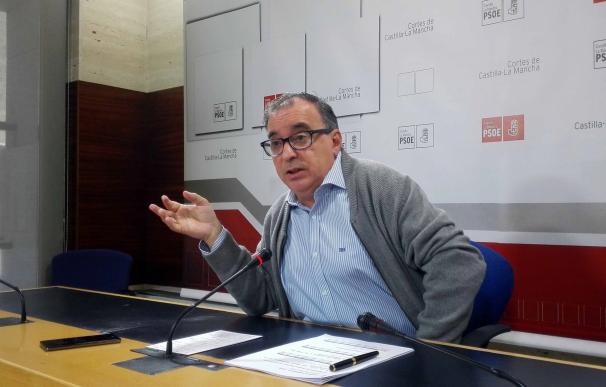 El PSOE afirma que el PP está "desnortado" sin Cospedal, quien "dirige en diferido" al partido en C-LM