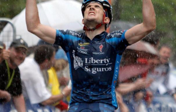 Urtasun se coloca líder de la Vuelta a Asturias tras ganar la primera etapa al esprint