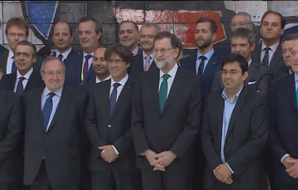 Puigdemont le dice por carta a Rajoy que ha llegado el momento de negociar
