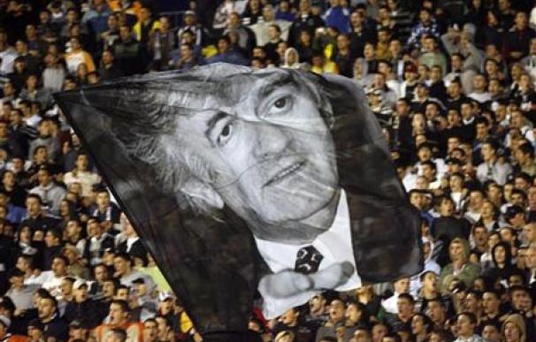 El boicot de Karadzic amenaza con estancar su juicio