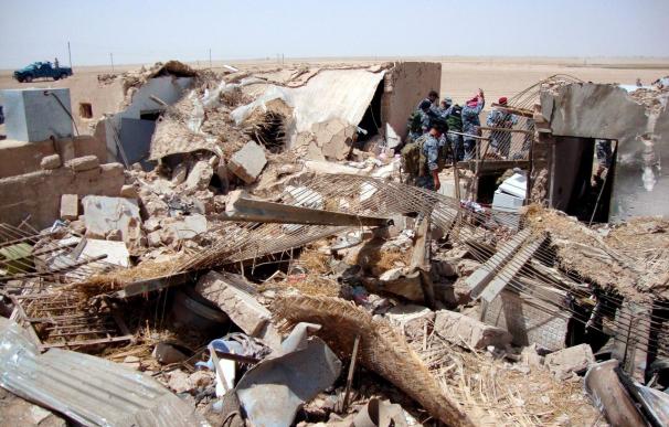 Tres muertos y catorce heridos en un atentado con coche bomba en Irak