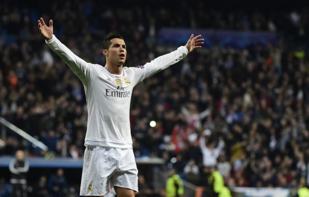 Cristiano Ronaldo volvió a marcar un gol de falta. / AFP