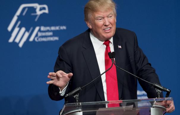 Republican Presidential hopeful Donald Trump speak