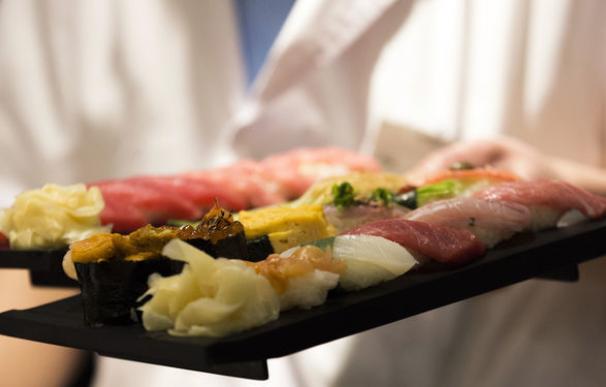 Un informe médico advierte de los parásitos en el sushi