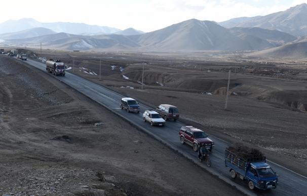 La "carretera de la muerte" es parte del trayecto entre Kabul y el principal bastión de los hazaras