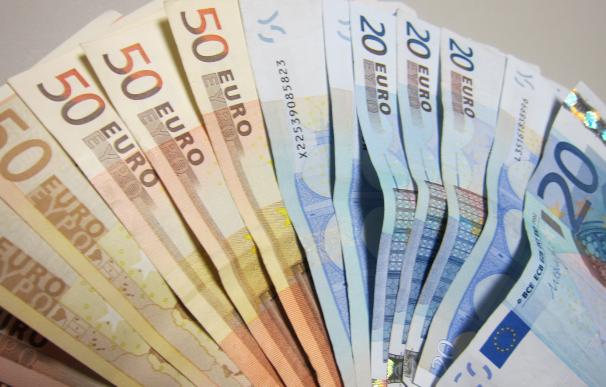 La mitad de los aragoneses afirma que no ingresa dinero suficiente para poder ahorrar más