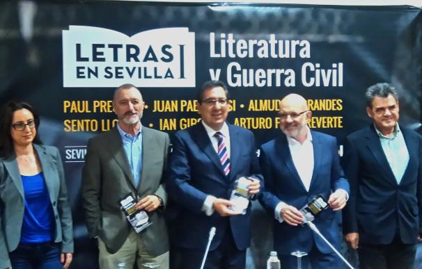 'Letras en Sevilla' comienza este lunes con las conferencias de Juan Pablo Fusi y Arturo Pérez Reverte