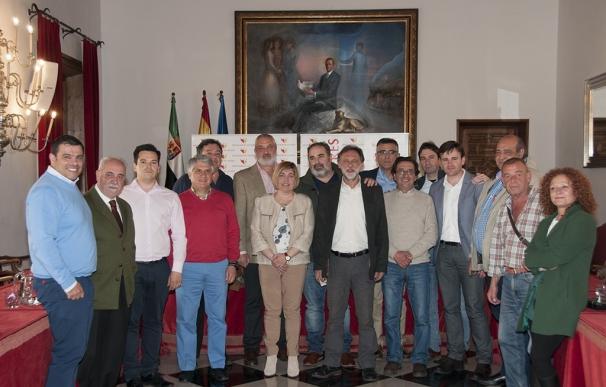 La Diputación de Cáceres firma un convenio de más de 300.000 euros con los Grupos de Acción Local de la provincia