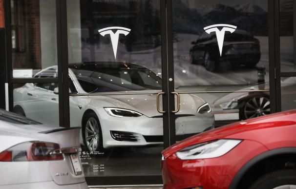 Tesla apuntala su estructura en España: rozará los 25 supercargadores este año