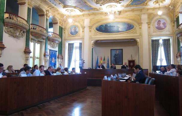 La Diputación de Badajoz se suma a la petición de la Medalla de Extremadura para el colegio San José de Villafranca