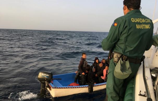 Ascienden a 18 los inmigrantes detenidos, tras encontrar una tercera patera en Mallorca