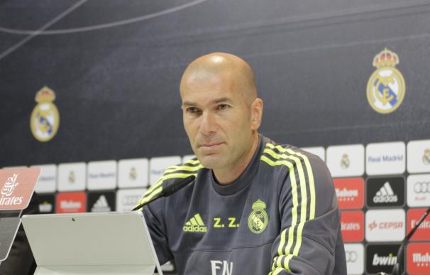 Zidane: "No me gusta que se hable mucho sobre que vamos a ganar la liga y la 'Champions'"