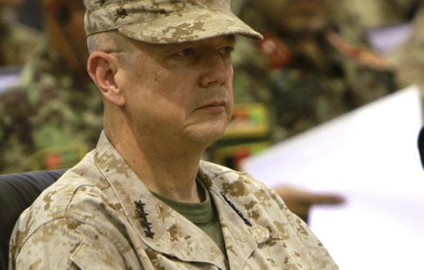 El general Allen quiere "cooperar" en la investigación sobre el caso Petraeus