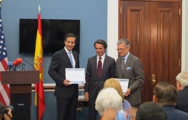 Aznar aboga por fortalecer el vínculo atlántico para "hacer frente a los desafíos estratégicos"