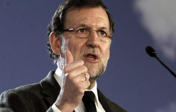 Rajoy subraya que Mas "no tiene derecho" a hablar en nombre de toda Cataluña