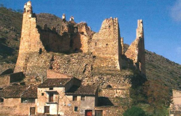 El Ministerio de Cultura comienza las obras de restauración del castillo de Jarque