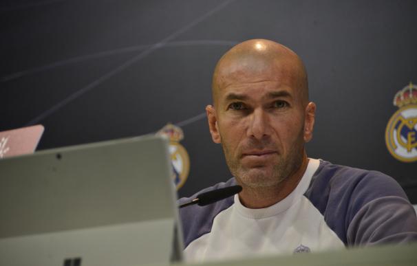 Zidane: "Manejar a personas es más importante que la táctica"
