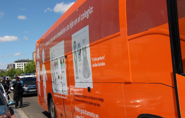 El nuevo autobús de Hazte Oír contra el "el adoctrinamiento sexual" llega este martes a Oviedo