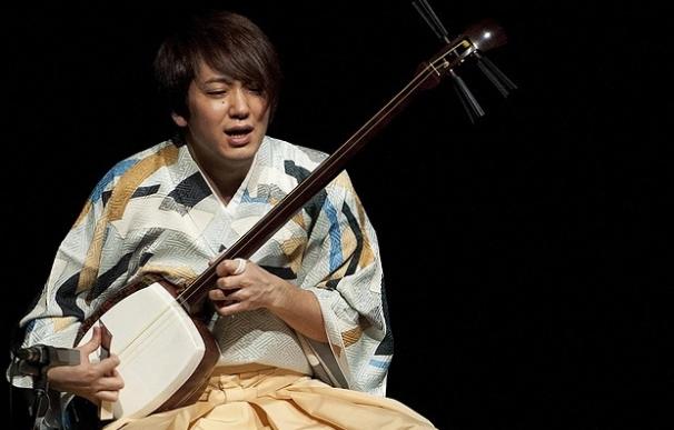 El sonido "auténtico" del 'shamisen', la guitarra nipona, llega a Valencia de la mano de Kenichi Yoshida