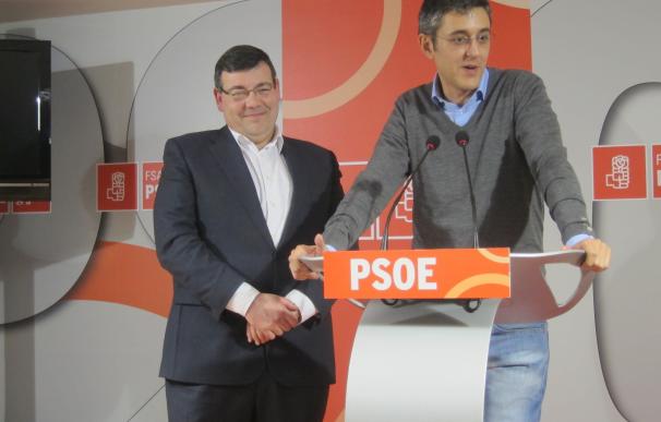 Eduardo Madina (PSOE) interviene en un acto en apoyo a Susana Díaz en Laviana (Asturias)