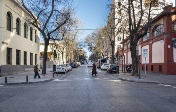 El Ayuntamiento reordena la calle Vallehermoso, que tendrá menos tráfico y más plazas de aparcamiento