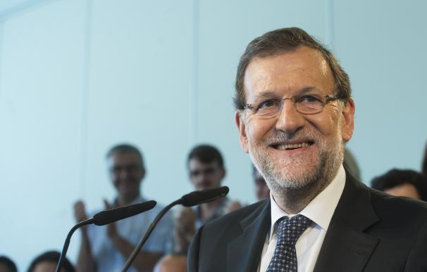 Rajoy: "No aprobar los presupuestos sería un disparate"