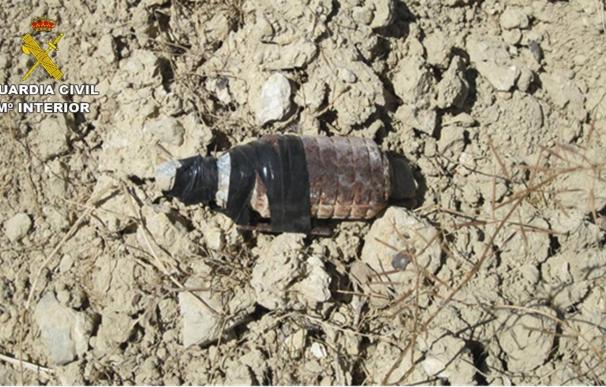 Desactivan en Relleu una granada utilizada por el bando republicano en la Guerra Civil