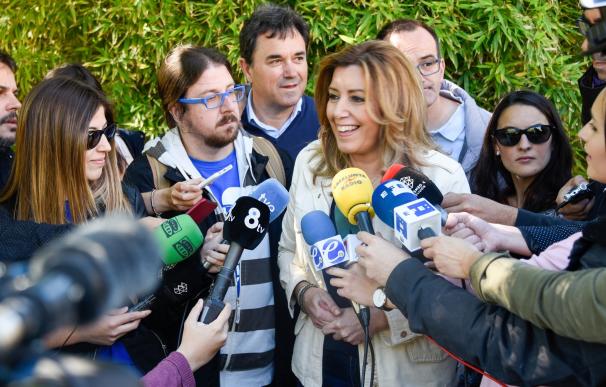 Susana Díaz: "No pediré el apoyo a Patxi López para ir contra Pedro Sánchez ni a Sánchez para ir contra López"