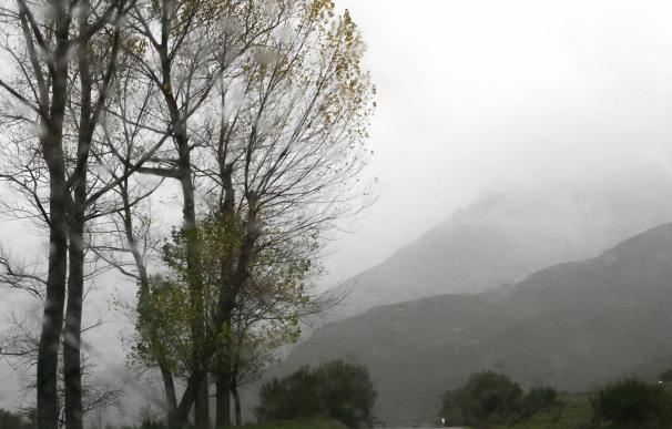 Las temperaturas bajarán este lunes hasta ocho grados bajo cero en las zonas de montaña de Castilla y León
