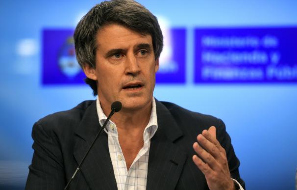 Argentinian Finance Minister Alfonso Prat-Gay spea