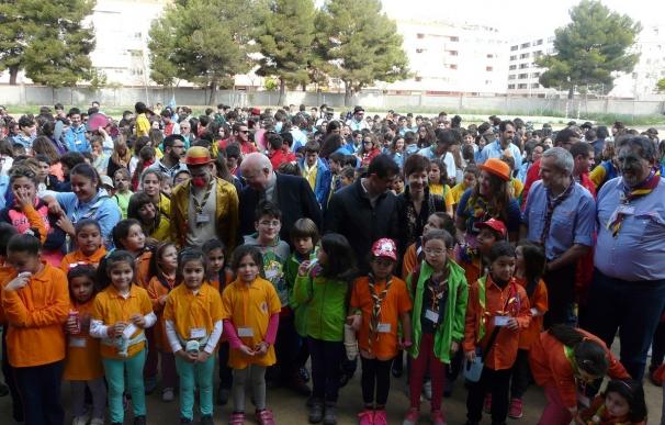 El alcalde de Albacete da la bienvenida a la ciudad a 872 jóvenes scouts llegados de toda Castilla-La Mancha