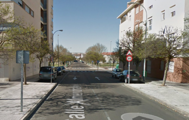 Calle almendralejo, Badajoz (Google Maps)