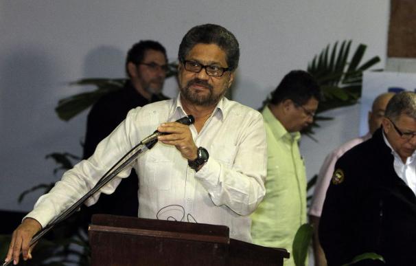 Las FARC dicen que guerrilleros presos realizan huelga de hambre por maltrato