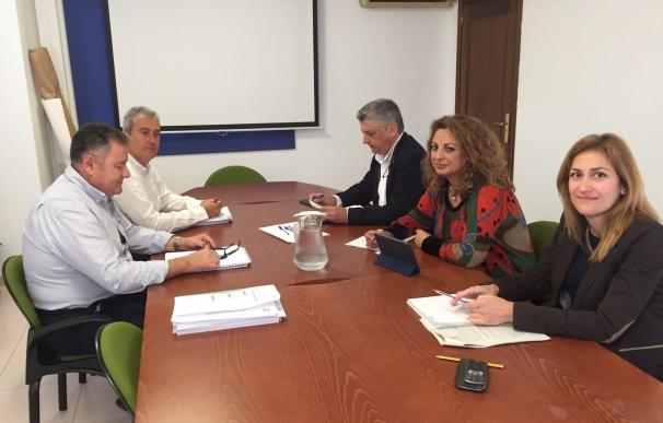 Ayuntamiento de Santa Cruz de Tenerife, Cabildo y Gobierno canario estudian unificar recursos para personas sin hogar