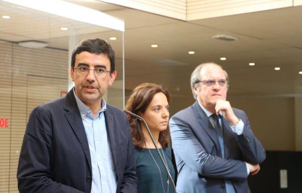 PSOE inicia contactos con Ciudadanos y Podemos para buscar una alternativa de "cambio" al Gobierno de Cifuentes
