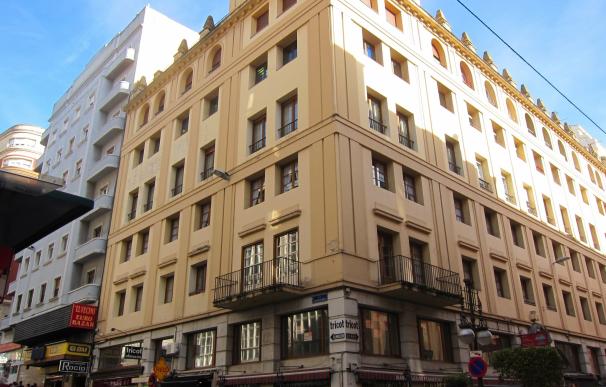 El precio medio del metro cuadrado de vivienda de segunda mano supera en 11.000 euros el de la obra nueva en Cantabria