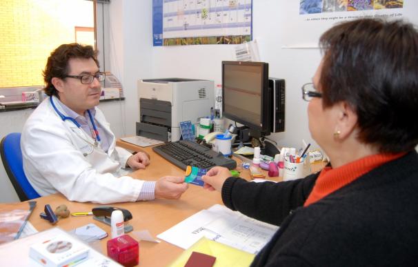 España necesita 4.500 médicos de familia más para equipararse a la media de los países de la UE
