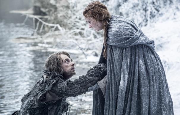 Sansa Stark y Theon Greyjoy