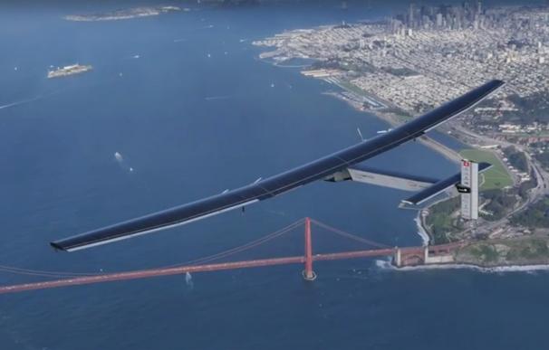 El avión impulsado con energía solar cubre con éxito el trayecto entre Hawaii y San Francisco en 62 horas