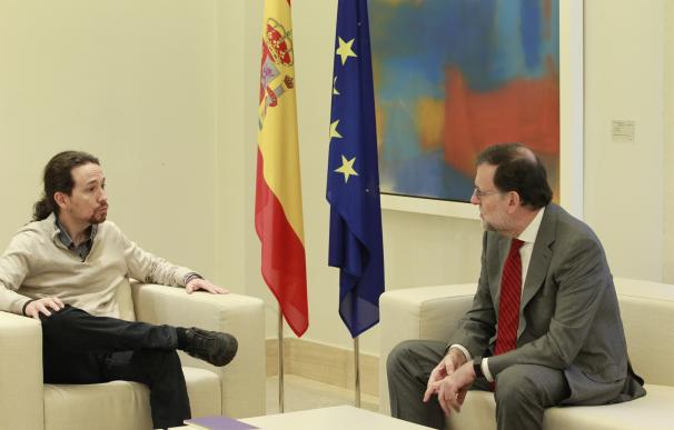 Termina después de más de hora y media la reunión entre Rajoy e Iglesias, el doble que con Pedro Sánchez