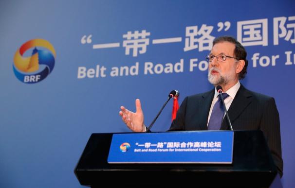 Rajoy insiste en que no tendría "el más mínimo sentido" paralizar los presupuestos porque "perjudicaría a mucha gente"