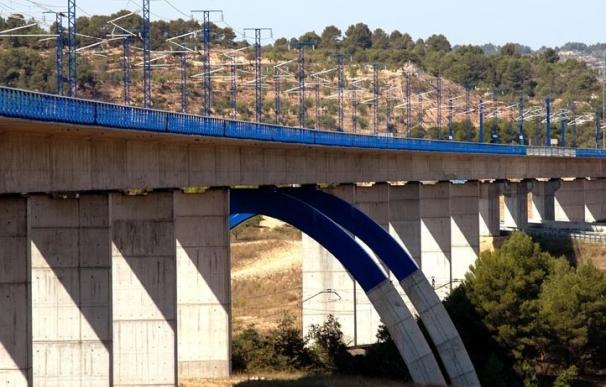 ACS, Ferrovial y Comsa se hacen con el mantenimiento del AVE a Levante por 62 millones de euros