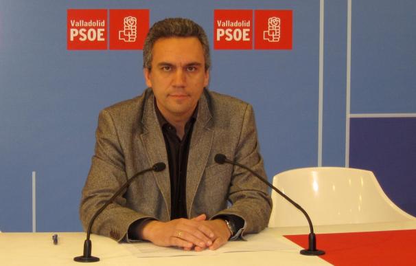 El PSOE ve una "cortina de humo" el anuncio de personación de la Junta en las eólicas para evitar que Herrera comparezca