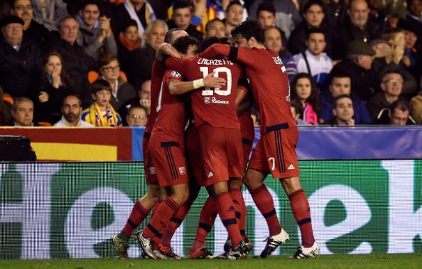 El Lyon pudo con el Valencia en Mestalla. / Getty Images