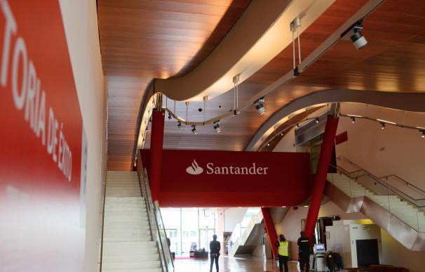 La reordenación de Banco Santander afectará a 1.380 trabajadores, de los que 680 estarán en el ERE